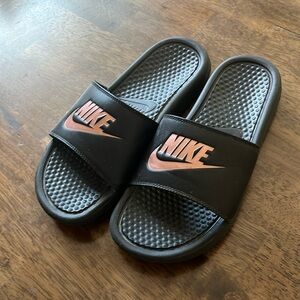 NIKE Women’s Benassi Just Do It Slides